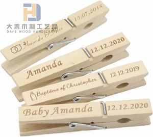 Pinces à linge en bois gravées au laser à motif personnalisé pince en bois <span class=keywords><strong>color</strong></span>é ou naturel pour décor d'affichage de photos bricolage - Product Image 2