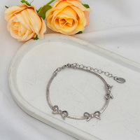 Pulsera de Plata con Lazo para Mujer, Elegante Diseño de Cadena con Cinta, Delicadas Pulseras con Dijes de Moda para Uso Diario, Regalo de Joyería para Fiestas