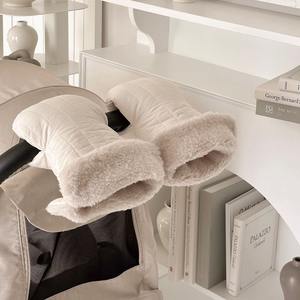 <span class=keywords><strong>Guantes</strong></span> de cochecito de invierno modelo 2024, accesorios <span class=keywords><strong>para</strong></span> cochecito de oso de dibujos animados a prueba de viento y cálidos, <span class=keywords><strong>guantes</strong></span> de felpa cálidos <span class=keywords><strong>para</strong></span> cochecito al aire libre - Product Image 4