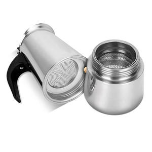 Vente en gros de <span class=keywords><strong>cafetière</strong></span> moderne <span class=keywords><strong>italienne</strong></span> en acier inoxydable 1 tasse 2 <span class=keywords><strong>tasses</strong></span> à 12 <span class=keywords><strong>tasses</strong></span> Moka Pot Poêle Mokapot - Product Image 4