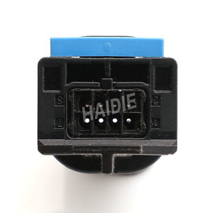 ידית דלת חיצונית חשמלית עם חיישן לרכב פולקסווגן אאודי מגוטן CC גולף דגם 3G0973708B של חברת היידי קופפר נקבה, כולל צמה וחיבור. - Product Image 4