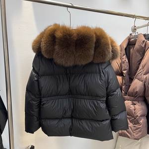 OUDINA Giacca Invernale <span class=keywords><strong>con</strong></span> <span class=keywords><strong>Cappuccio</strong></span> e Collo in Vera <span class=keywords><strong>Pelliccia</strong></span> di Volpe, Cappotto Imbottito Slim Fit Caldo e Soffice per Donne - Product Image 2