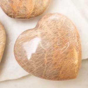 Corazón de Piedra Lunar Naranja para Padres, Colección de Cristales con Temática de Mascota para Decoración del Hogar y Regalos - Product Image 5