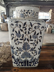 Vaso in Porcellana con Motivi Floreali, Vaso Zenzero in Stile Dinastia, Vasi Zenzero in Ceramica Artigianale - Product Image 6