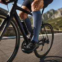 Chaussettes de compression élastiques en gros pour la course, le cyclisme, le sport, le football, l'escalade et les activités sportives de plein air pour hommes