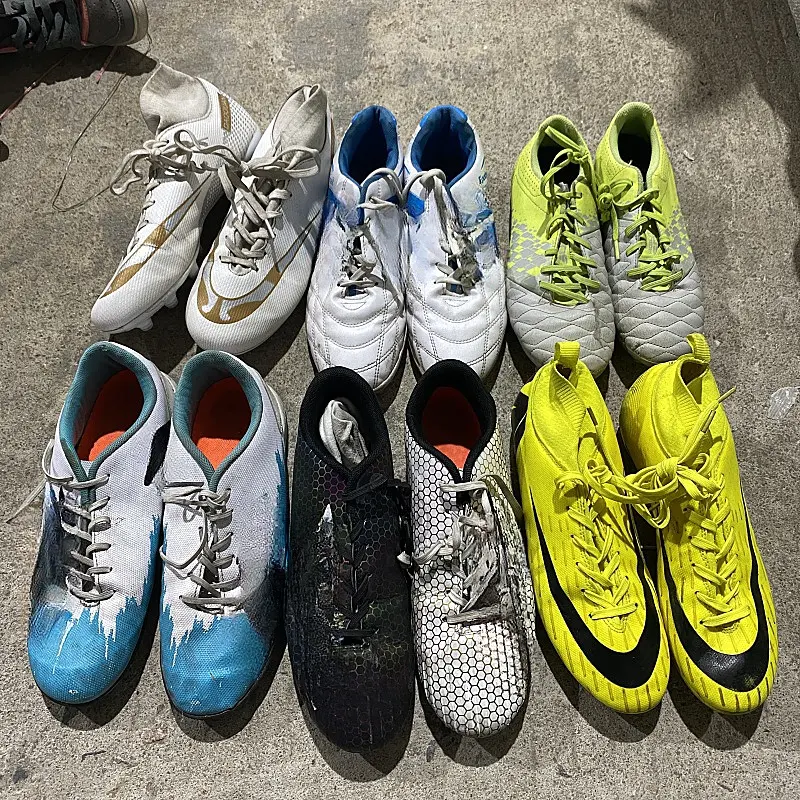 Used thrift Second Hand Branded man Shoes Football Soccer Shoes men sneakers international brands