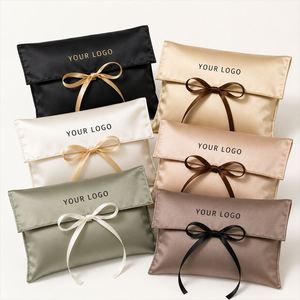 Pochette en satin de qualité supérieure avec fermeture à ruban pour lingerie, sac de luxe pour la vente au détail avec faible MOQ et logo personnalisé - Product Image 1