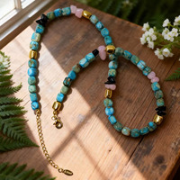 Collier rustique en pierre turquoise, collier ajustable en perles turquoise avec quartz rose et perles noires, idéal pour le bureau