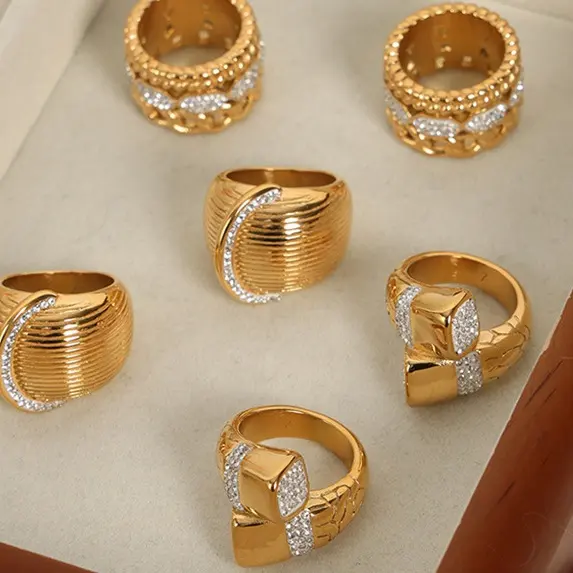 Anéis de dedo esmaltados simples e gordinhos banhados a ouro 18K Aço Inoxidável 316L Anéis Geométricos irregulares incrustados de diamantes brilhantes