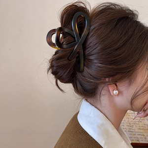 2026 Hot Selling High Quality Temperament Elegant Plastic Geometric Hairpin Women's Hairpins Fashionable Jewelry Wholesale - Product Image 3