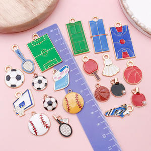 Colgantes de aleación esmaltados con diseño de baloncesto, fútbol, bádminton y <span class=keywords><strong>tenis</strong></span> de mesa para estadios y deportes - Product Image 4