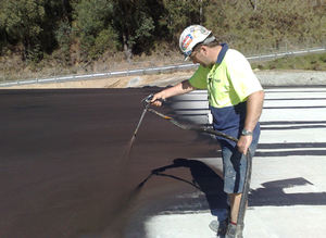 Revestimiento de goma líquida multiusos Fuerte adherencia a varias superficies Reemplazo de <span class=keywords><strong>membrana</strong></span> impermeable de PVC - Product Image 6