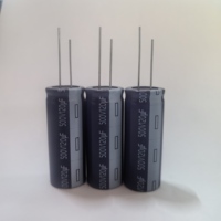 Condensateur électrolytique liquide haute tension Pchicon 120uF 500V pour onduleur photovoltaïque et bornes de recharge - Longue durée de vie, faible ondulation