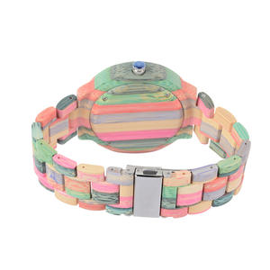 <span class=keywords><strong>Novità</strong></span> Design Quality Luxury Branded Logo Men Rainbow Colorful Quartz <span class=keywords><strong>orologi</strong></span> da polso orologio unico in legno di bambù - Product Image 3