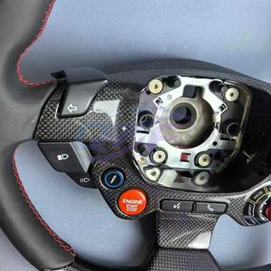 Volante Deportivo Premium para <span class=keywords><strong>Ferrari</strong></span> - Fibra de Carbono y Detalles Rojos, para Días de Pista de Hypercars y Viajes por Carretera de Lujo - Product Image 3