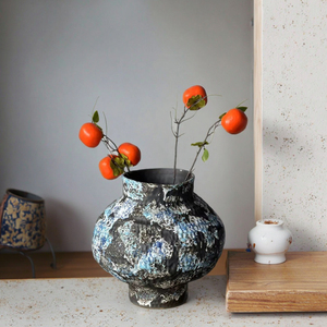 Vaso in ceramica nero opaco antico <span class=keywords><strong>con</strong></span> disegni <span class=keywords><strong>di</strong></span> pittura floreale rurale vaso <span class=keywords><strong>di</strong></span> terracotta ispirato stile Vintage urbano per l'arredamento <span class=keywords><strong>di</strong></span> interni - Product Image 2