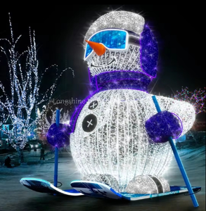 Décoration de Noël extérieure LED 3D géante en forme de bonhomme de neige IP65 pour affichage commercial de rue, motif Père Noël - Product Image 6