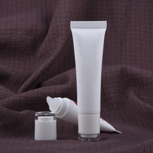 ハイクラスカスタムロゴプライベートラベルデザインリップグロスLipgoss空の化粧品包装スクイーズPbl Peチューブ中国メーカー - Product Image 5