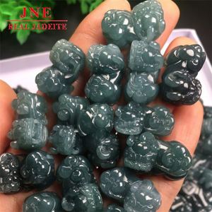Colgante de Jade Natural Tipo Jadeíta Azul Hielo, Pequeño Señor del Agua, Pixiu, Jade Picchu, para Hombre y Mujer - Product Image 2