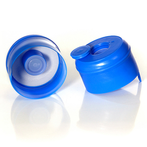 Bouchon de <span class=keywords><strong>bouteille</strong></span> en plastique de bonne qualité de <span class=keywords><strong>18</strong></span> <span class=keywords><strong>litres</strong></span>, 19 <span class=keywords><strong>litres</strong></span>, 20 <span class=keywords><strong>litres</strong></span>, couvercle de 5 gallons <span class=keywords><strong>pour</strong></span> <span class=keywords><strong>bouteille</strong></span> <span class=keywords><strong>d</strong></span>'<span class=keywords><strong>eau</strong></span> potable - Product Image 1