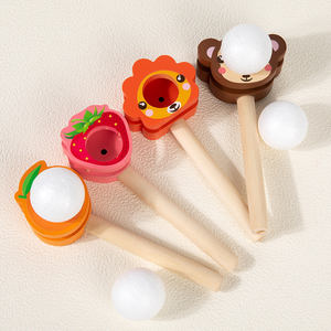 Nouveau jouet éducatif Montessori en bois : Balle flottante à souffler pour l'entraînement de la capacité pulmonaire et l'apprentissage précoce des enfants - Product Image 1