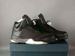 Chaussures de sport décontractées pour hommes, personnalisées, de couleur vintage, confortables, antidérapantes, chaussures de <span class=keywords><strong>basket</strong></span>-ball, chaussures d'entraînement douces et respirantes - Product Image 2