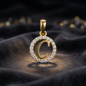 Pendentif pour femme en or véritable 18 carats, avec un design de bijoux intemporel et élégant, finition raffinée, brillance classique et attrait de luxe. - Product Image 3