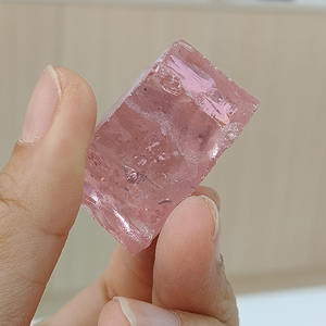 Zirconia cúbica sintética de color rosa sin cortar, piedra en bruto, materia prima para la fabricación de gemas sueltas - Product Image 6