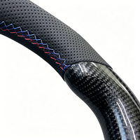 Volant en cuir perforé noir personnalisé de haute qualité en fibre de carbone pour BMW E90 E92 E93 E9X – Vente en gros directe usine