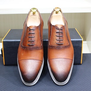 Chaussures Oxford britanniques pour hommes 2026 en cuir véritable haut de gamme, à enfiler, motif graffiti, isolantes et respirantes, style rétro automne - Product Image 3
