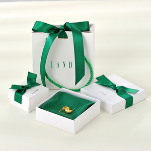 Sacs en papier avec logo personnalisé, pochette en microfibre pour bijoux, emballage pour bijoux, boîte avec couvercle et insert - Product Image 2