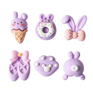 Cabujones de resina de conejo kawaii de base plana, dijes de dibujos animados para slime, manualidades, fundas de teléfono, pinzas para el pelo, joyería, llaveros y adornos en miniatura - Product Image 1