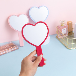 Espejo <span class=keywords><strong>de</strong></span> Mano Portátil con Marco <span class=keywords><strong>de</strong></span> Plástico y Forma <span class=keywords><strong>de</strong></span> Corazón Personalizado al por Mayor, Espejo Pequeño y Bonito para <span class=keywords><strong>Niñas</strong></span>, Regalo <span class=keywords><strong>de</strong></span> Belleza DIY - Product Image 2