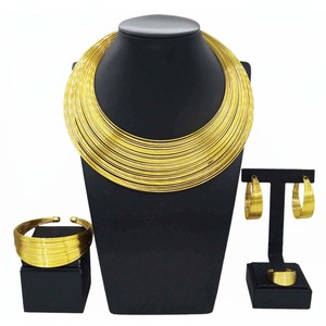Venta al por mayor traje 18 quilates chapado en <span class=keywords><strong>oro</strong></span> conjunto de joyas última moda nuevos pendientes anillo collar brazalete boda fiesta joyas - Product Image 3