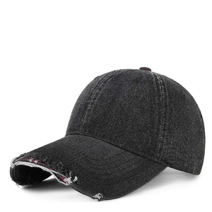 Gorra deportiva curvada en blanco, naranja y azul, cerrada y elástica, de Yiwu Marine Flower Manufacturing, para República Dominicana y EE. UU. - Product Image 1