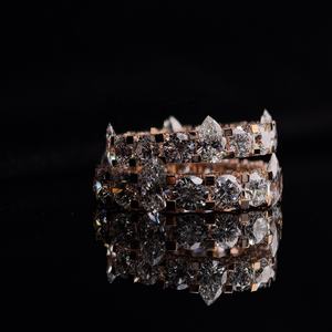 Maßgefertigter Eternity-Ring für Herren aus massivem 10K Roségold mit seitlich gefassten 0,50 Karat CVD-Labor-Diamanten - Product Image 2