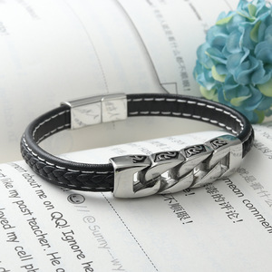 yunnique Chain <b>Leather</b> <b>Bracelet</b> Black Bangle Fashion Motorcycle Chain Jewelry Titanium Steel Geometric Design - Product Image 2