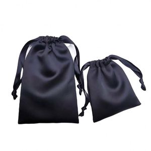 Pochette en satin de luxe personnalisée avec logo, petits sacs en soie à cordon pour l'emballage des cheveux - Product Image 1