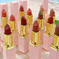 Rouge à lèvres mat effet crème 12 teintes Végan Imperméable Longue tenue Format voyage Luxe Application facile Effet estompé Couleur velours