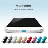 Vente en gros d'usine, port de charge USB C en alliage d'aluminium multicolore, bouchon anti-poussière en métal pour téléphone portable de type C