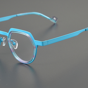 ¡Novedad de 2025! Montura de gafas de ordenador poligonales para mujer, gafas de moda coloridas en azul, púrpura, rosa, naranja, gafas de especificación de buena calidad - Product Image 3