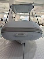 Bateau pneumatique semi-rigide (RHIB) de 4,2 m pour 7 personnes, en Hypalon Achilles, avec échelle, compartiment de rangement avant en aluminium et pare-soleil pliable, idéal pour le sport
