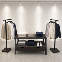 Table de présentation en fer à grain de bois foncé avec tiroirs et deux supports suspendus à poteau unique, ensemble commercial pour la vente au détail