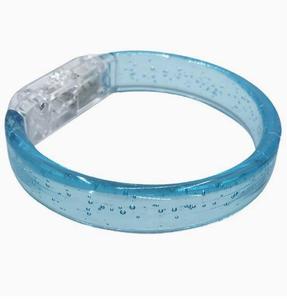Bracelets en silicone lumineux personnalisés en gros, bracelets LED clignotants pour le soutien des fans de concerts et la décoration de fêtes - Product Image 2