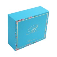 Carpeta de Cartón Rígido de Lujo con Logotipo Personalizado para Empaque de Ropa, Laminación Mate, Materiales Reciclados, Color Personalizado para Mujer
