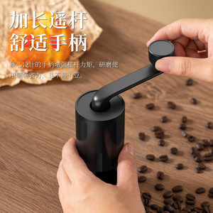 เครื่องบดกาแฟแบบมือหมุน เซรามิกเบอร์ ปรับระดับได้ แบบพกพา สีดำ - Product Image 4