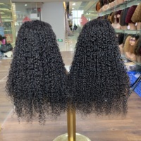 Perruque personnalisée 28 pouces transparente 13*4 Lace en couleur naturelle 12A, boucles Pixie, rehaussez votre style