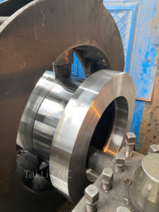 เครื่องอัดไฮดรอลิกแบบสี่เสาสองคาน รุ่น Taili Y32-500T สำหรับการผลิตอิฐทนไฟขนาดใหญ่ ความแข็งแรงสูง แบบอัตโนมัติ - Product Image 6