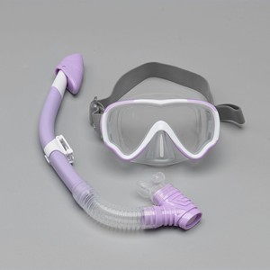 Ensemble masque et tube respiratoire pour enfants, deux fenêtres en plastique anti-buée pour les sports nautiques, à partir de 6 ans - Product Image 1