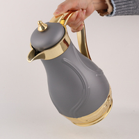 Thermos de haute qualité de 1000 ml de style arabe, en plastique, avec design personnalisé, doublure en verre, carafe isotherme, pot à café pour eau chaude